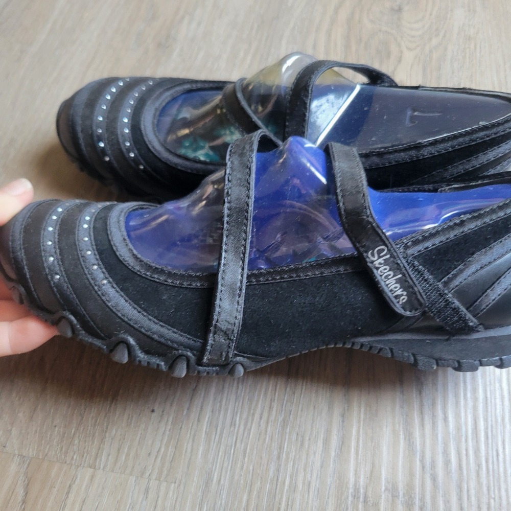 Skechers Women Mary Jane Sneakers Size 7 Black Leather Studded Sporty SN 21231 - Picture 4 of 8